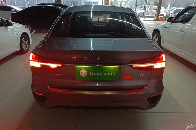 Used Roewe i5 2021 1.5L CVT Diamond Edition
