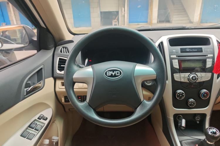 Used BYD F3 2014 1.5L Manual Luxury Model Steering Wheel