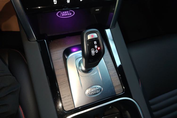 Used Land Rover Discovery Sport New Energy 2022 Facelifted P300e Plug-in Hybrid Electric Version
