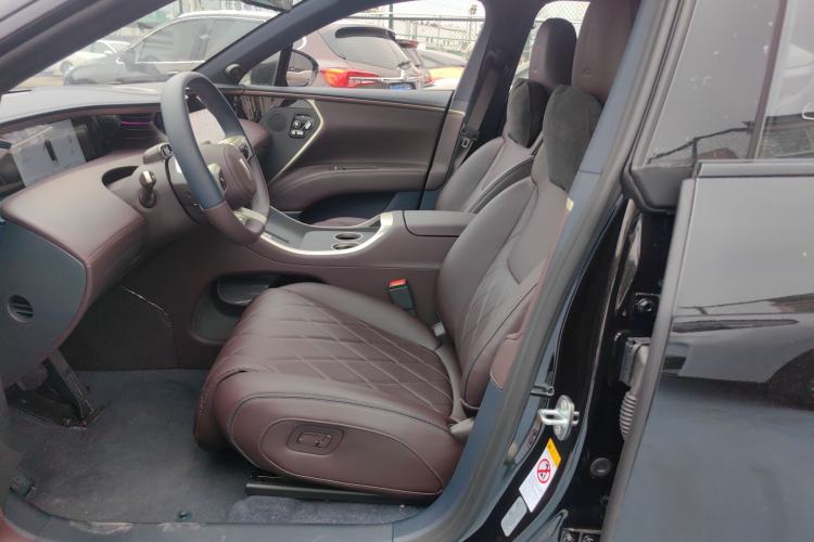 Used Avatr 11 2025 Year Updated Max Extended-Range Version Left Front Seat