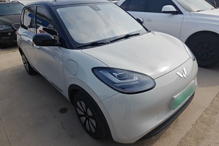 Used Wuling Bingo 2023 333 km Enjoyment Version Front Right 45 Deg