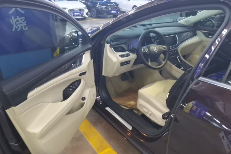 Used Buick LaCrosse 2022 Avenir Avia First Edition