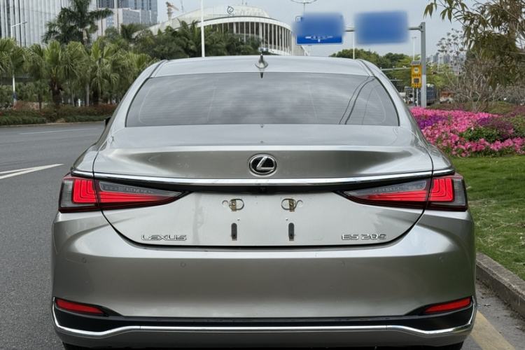 Used Lexus ES 2023 200 Excellence Edition