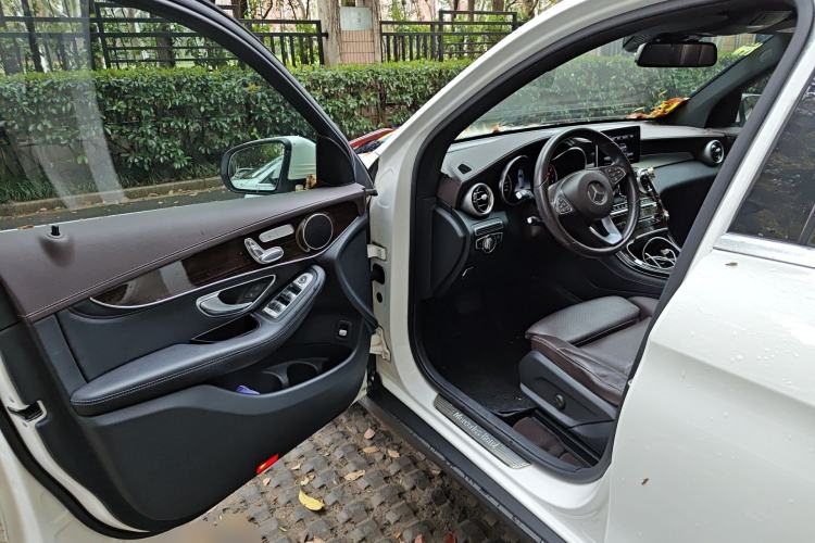 Used Mercedes-Benz GLC 2017 GLC 260 4MATIC Dynamic Edition