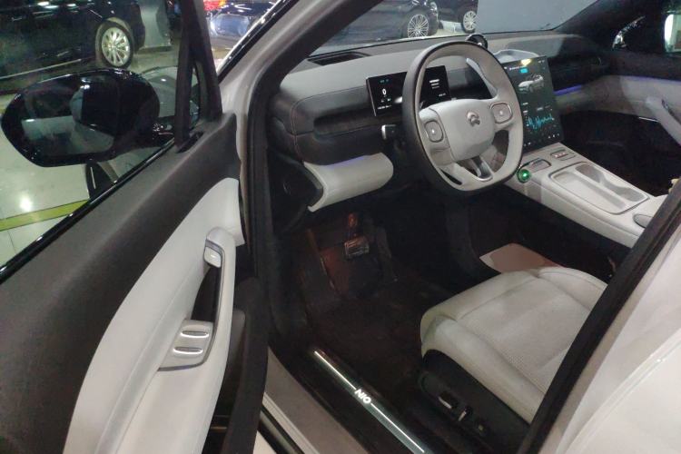 Used Nio ES6 2024 75 kWh Driver Seat