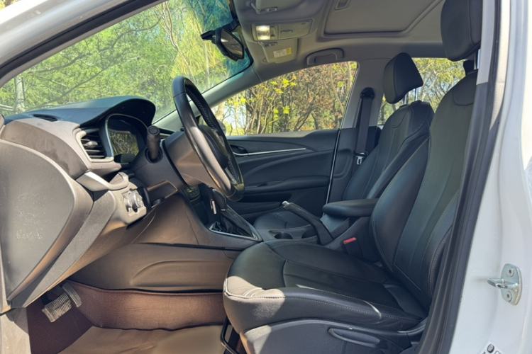 Used Buick GT 2019 18T Automatic Connected Elite Model China VI Standard Left Front Seat