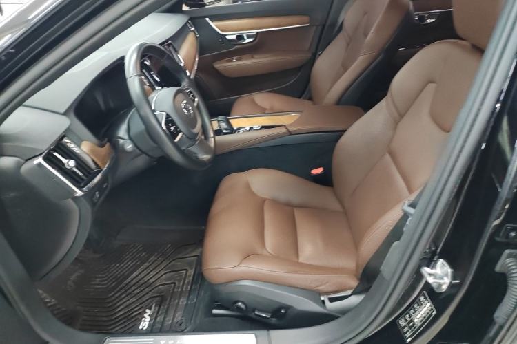 Used Volvo S90 2021 B5 Zhiyi Luxury Edition
