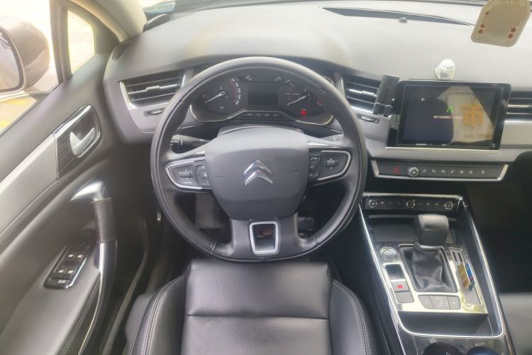 Used Citroen C5 2017 350THP Automatic Luxury Model Steering Wheel