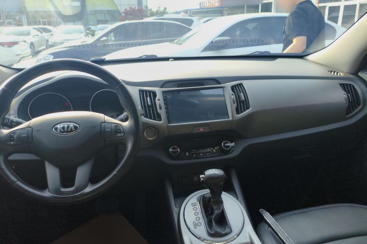 Used Kia Sportage R 2016 2.0L Automatic Two-Wheel Drive GLS Trim