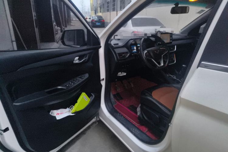 Used Wuling Hongguang S3 2018 1.5L Manual Comfort Model China V Standard