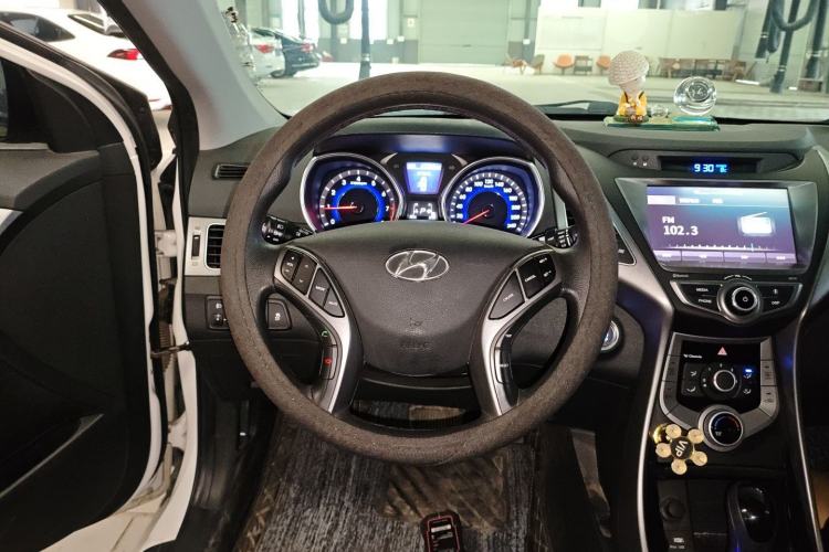 Used Hyundai Elantra (5th Generation / Langdong) 2016 1.6L Automatic Prestige Model
