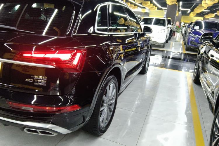 Used Audi Q5L 2022 40T Fashionable and Dynamic Model

