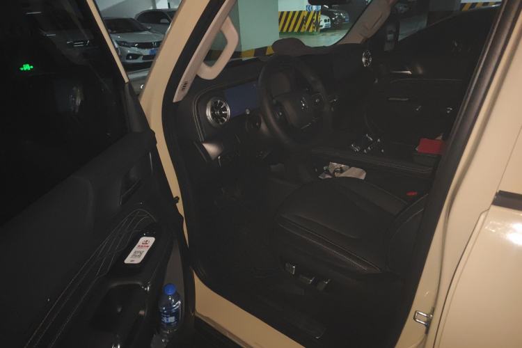 Used Tank 300 2025 2.0T Challenger
