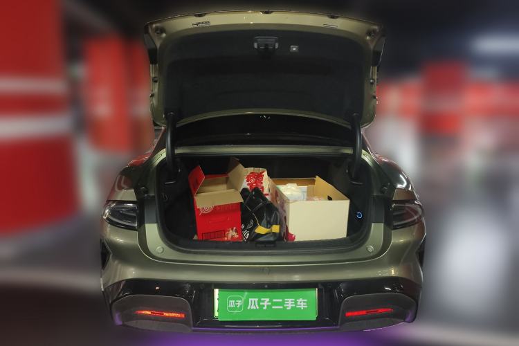 Used Xiaomi Auto SU7 2024 Four-Wheel Drive Ultra-Long Range Advanced Intelligent Driving Max Edition
