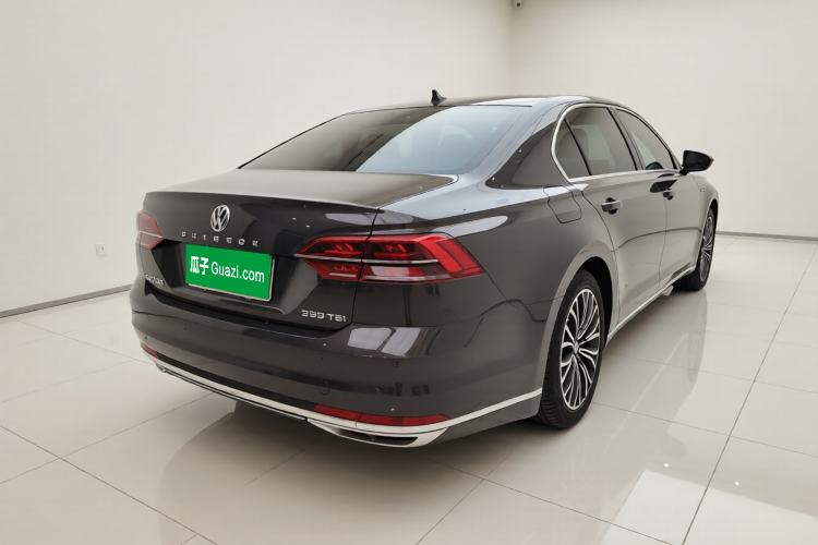 Used Volkswagen Phideon 2016 380TSI Two-Wheel-Drive Supreme Edition