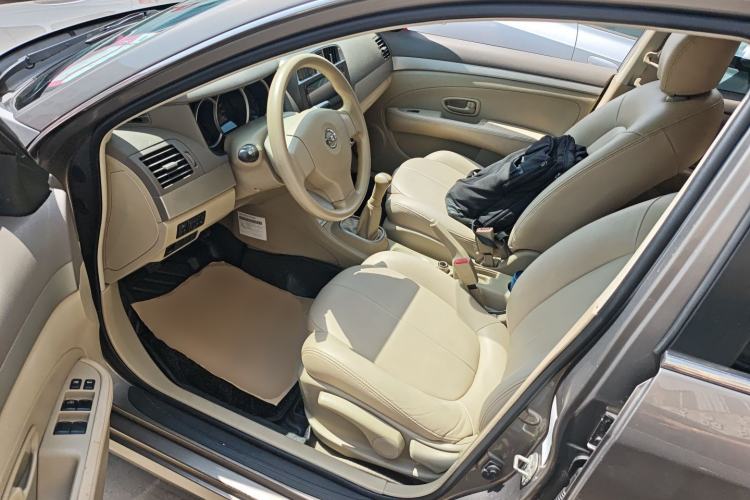 Used Nissan Sylphy 2012 Classic 1.6XE Manual Comfort Edition
