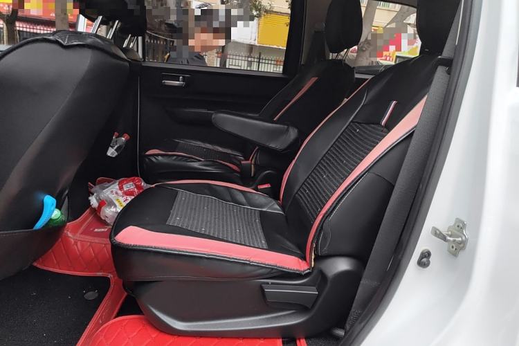 Used Wuling Hongguang PLUS 2019 1.5T Manual Comfort Version 7 Seats
