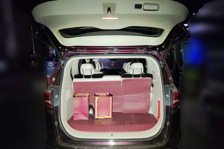 Used Buick GL8 2017 28T Avenir Avia National Emission Standard V
