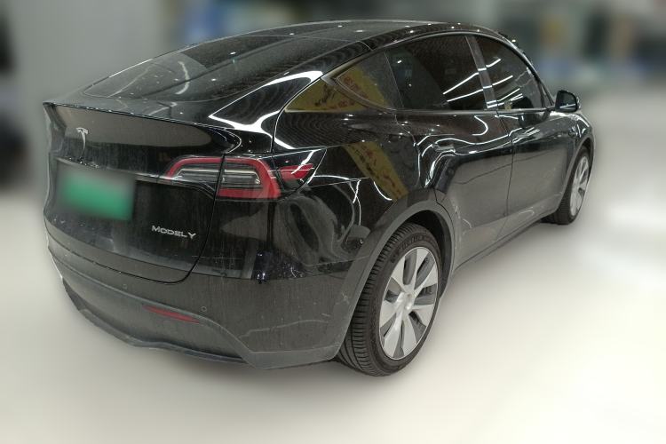 Used Tesla Model Y 2021 Revised Version 2 Long-Range All-Wheel-Drive Edition Rear Right 45 Deg