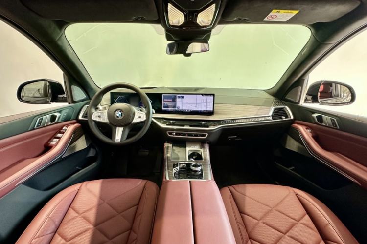 Used BMW X5 2023 xDrive 40Li M Sport Night Edition Package