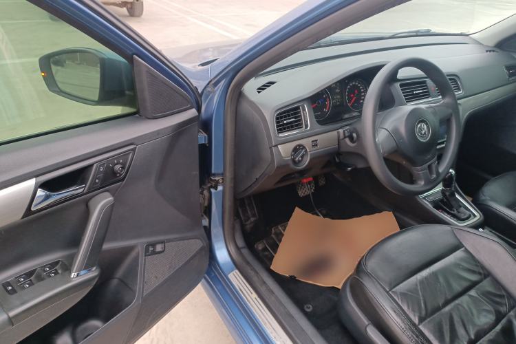 Used Volkswagen Lavida 2013 Restyled Classic 1.6L Automatic Comfort Edition