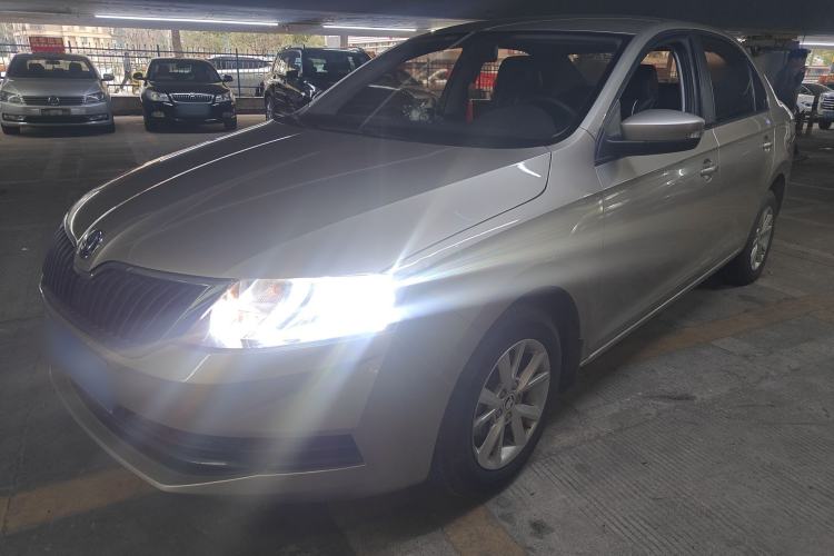 Used Skoda Rapid 2018 1.6L Manual Standard Edition