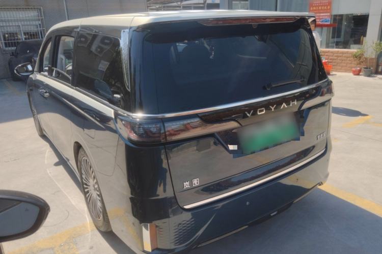 Used VOYAH Dream 2025 PHEV Four-Wheel-Drive Flagship Version – Qiankun Edition Rear Left 45 Deg