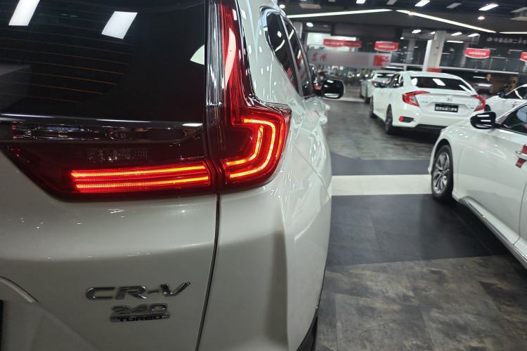 Used Honda CR-V 2021 240TURBO CVT 2WD Comfort Version Right Rear Taillight