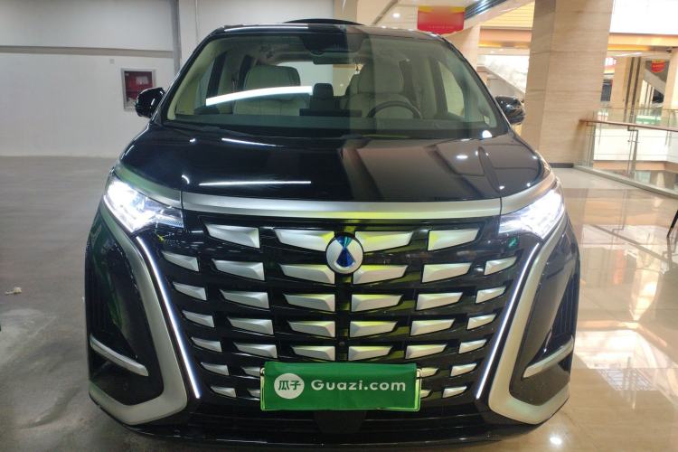 Used Denza D9 2024 DM-i 980 Four-Wheel Drive Flagship Model