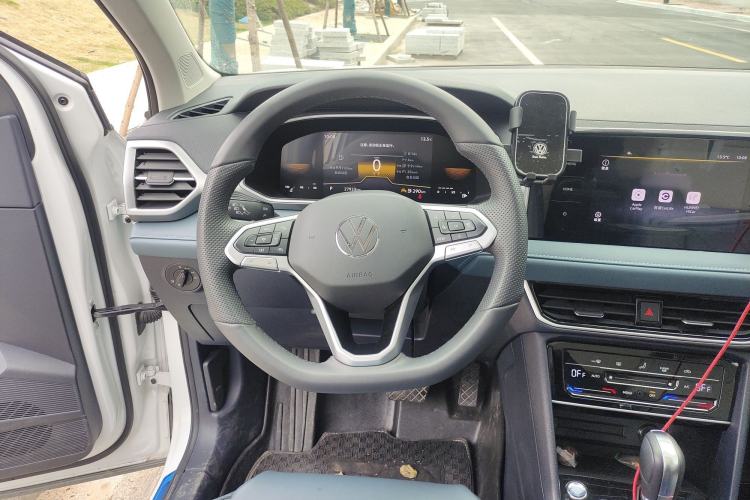 Used Volkswagen Tharu 2024 300TSI Two-Wheel-Drive Moonlight Edition Steering Wheel