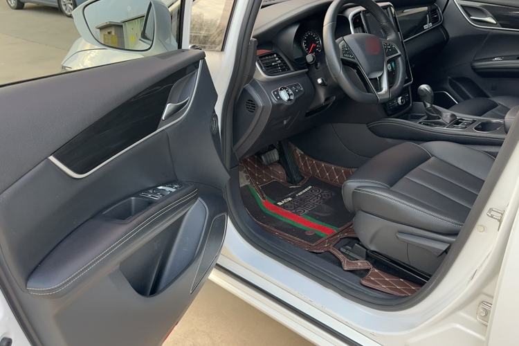 Used BYD Song MAX 2017 1.5T Automatic Smart Connect Elite 7-Seater
