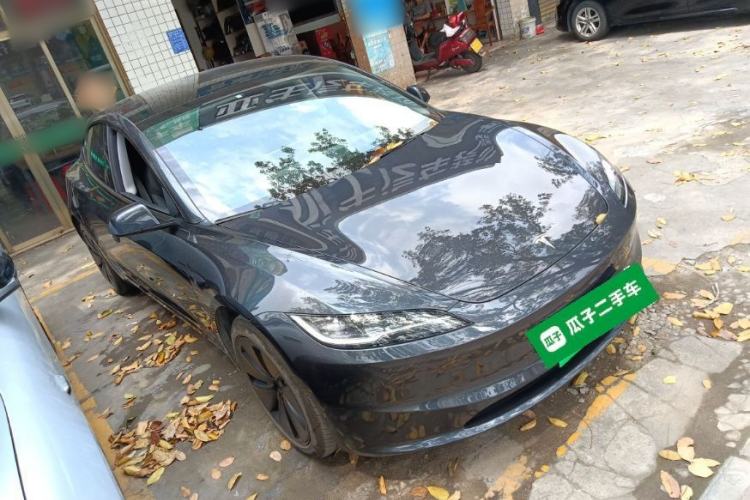 Used Tesla Model 3 2025 Rear-Wheel-Drive Version
