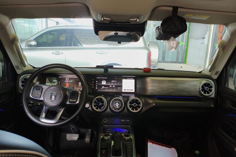 Used Tank 300 2021 Off-Road Edition 2.0T Challenger Center Console