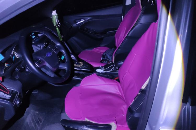 Used Ford Focus 2012 Sedan 1.6L Automatic Fashion Edition