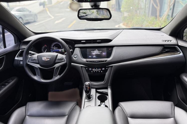 Used Cadillac XT5 2018 28E Four-Wheel Drive Tech Version
