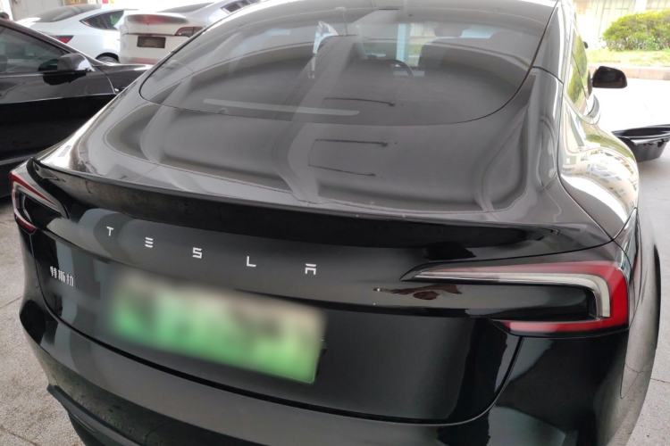 Used Tesla Model 3 2023 Rear-Wheel-Drive Version
