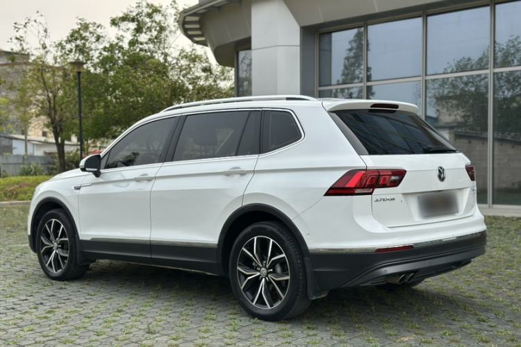 Used Volkswagen Tiguan L 2019 330TSI Automatic Two-Wheel Drive Smart Luxury Version China VI Standard Exterior 3