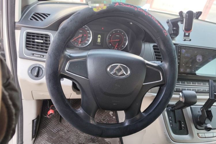 Used SAIC MAXUS G10 2014 2.0T Automatic Elite Edition
