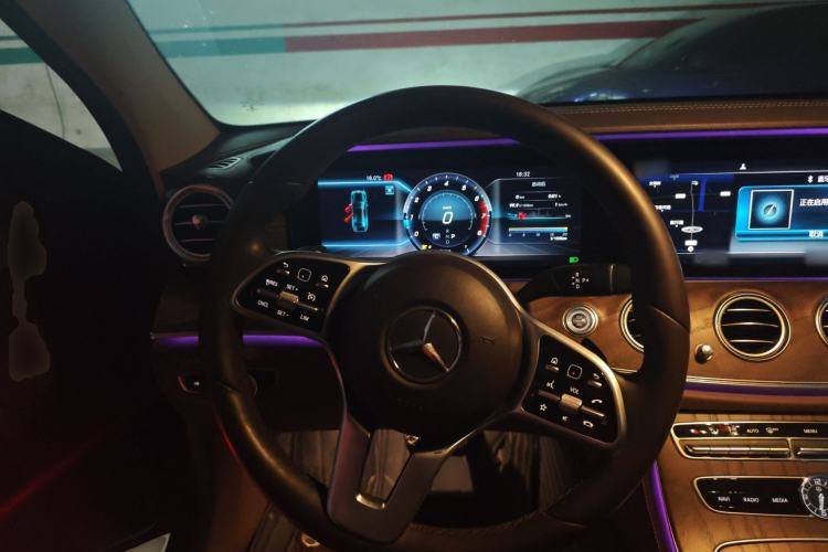 Used Mercedes-Benz E-Class 2019 E 200 L Steering Wheel