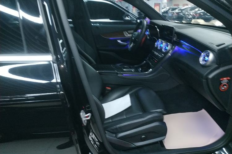 Used Mercedes-Benz GLC 2020 Facelift GLC 300 L 4MATIC Dynamic Edition
