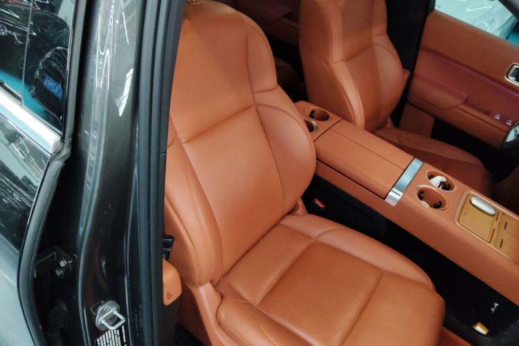 Used Li Auto L8 2023 Pro Model Right Front Seat