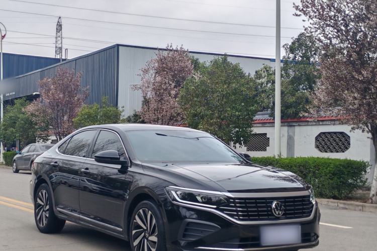 Used Volkswagen Passat 2024 380TSI Dragon Edition Exterior 2