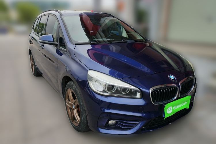 Used BMW 2 Series Gran Tourer 2015 218i Sports Design Package Front Right 45 Deg
