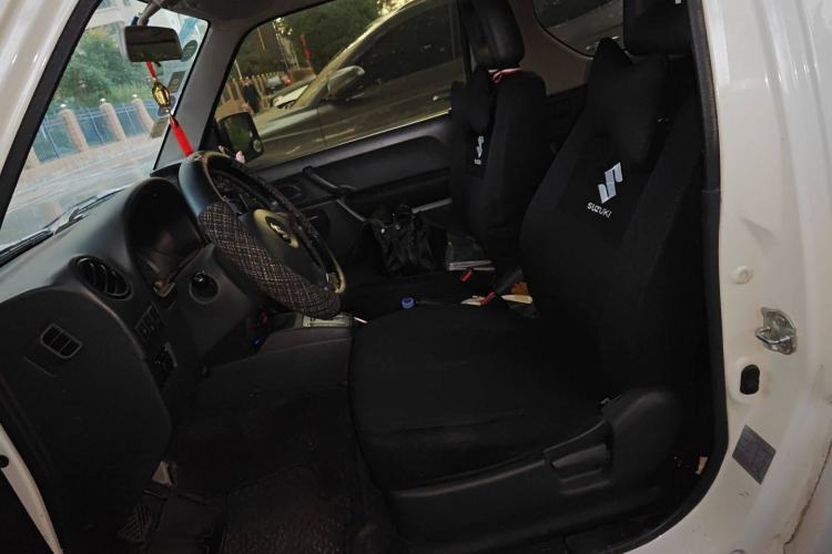 Used Suzuki Jimny 2011 1.3 AT
