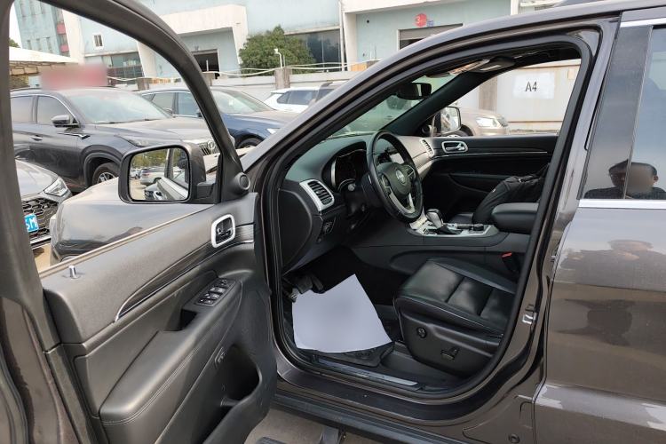 Used Jeep Grand Cherokee 2021 3.0L 80th Anniversary Edition