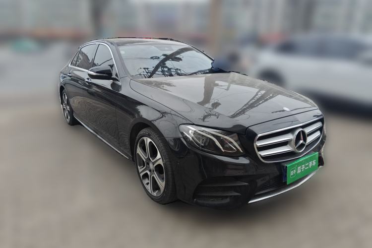Used Mercedes-Benz E-Class 2016 E 300 L Sporty and Stylish Model