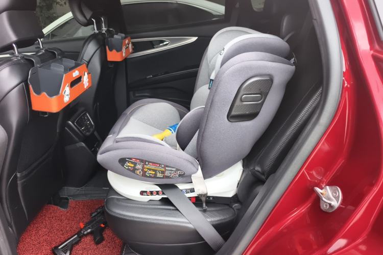 Used Lincoln MKX 2015 2.0T Four-Wheel Drive Luxury Edition Left Rear Seat