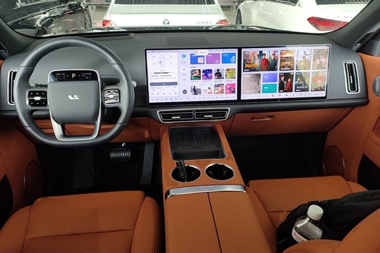 Used Li Auto L8 2024 Ultra Model Center Console