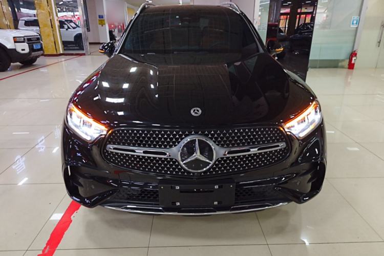 Used Mercedes-Benz GLC 2024 Facelifted GLC 260 L 4MATIC Luxury Version 5 Seats