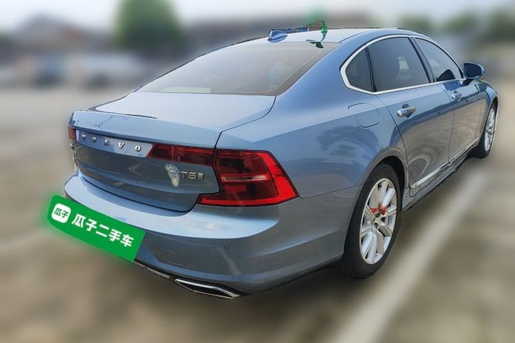 Used Volvo S90 2020 T5 Zhiyi Luxury Edition Rear Right 45 Deg